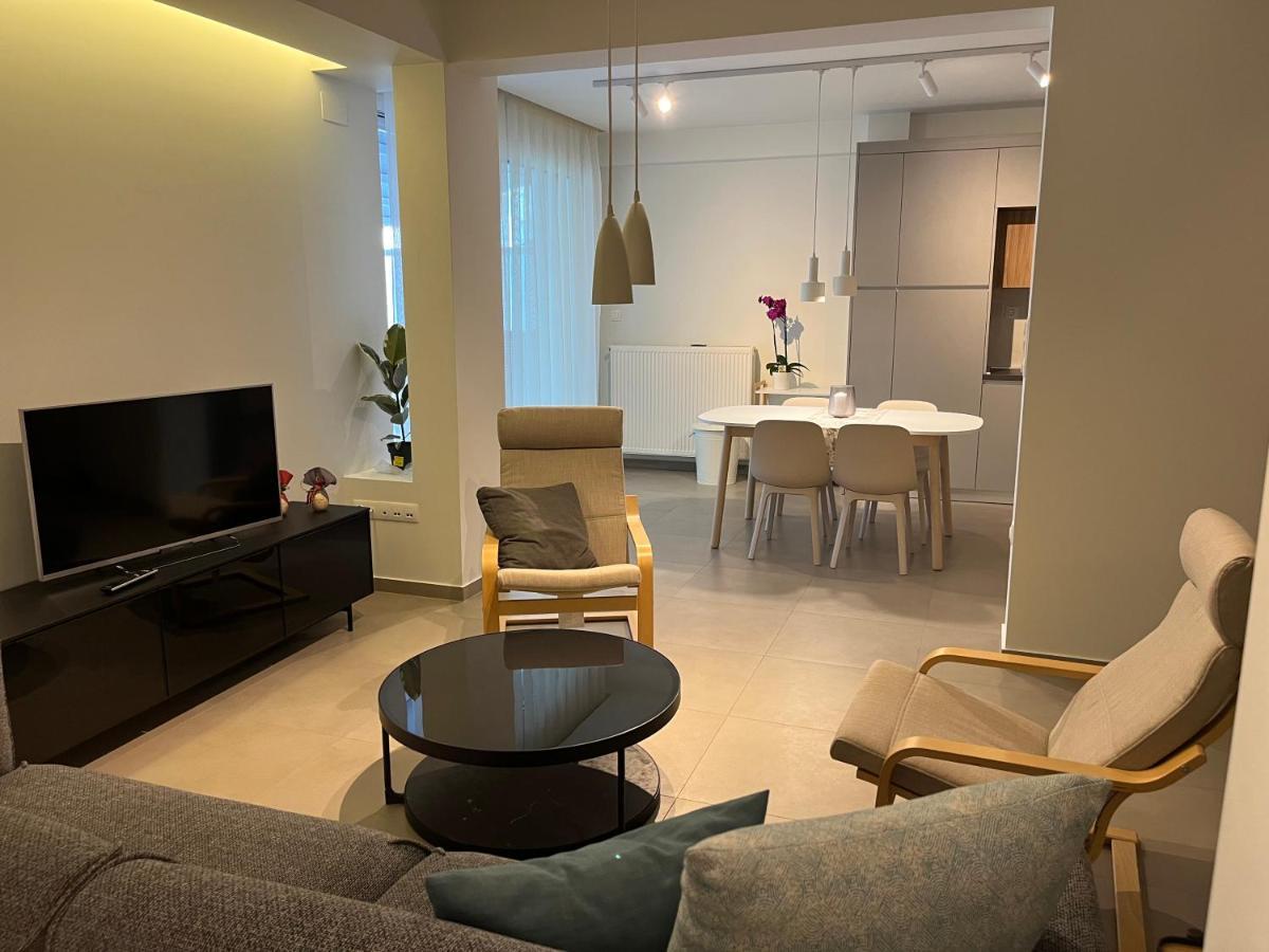 Fofi'S City Center Apartment Cavala Exterior foto