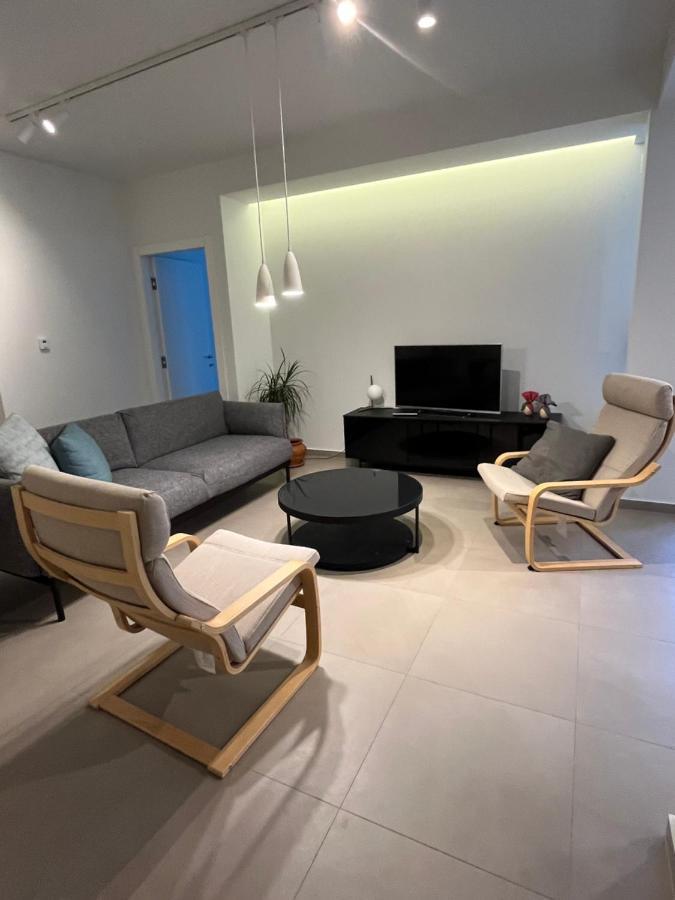 Fofi'S City Center Apartment Cavala Exterior foto